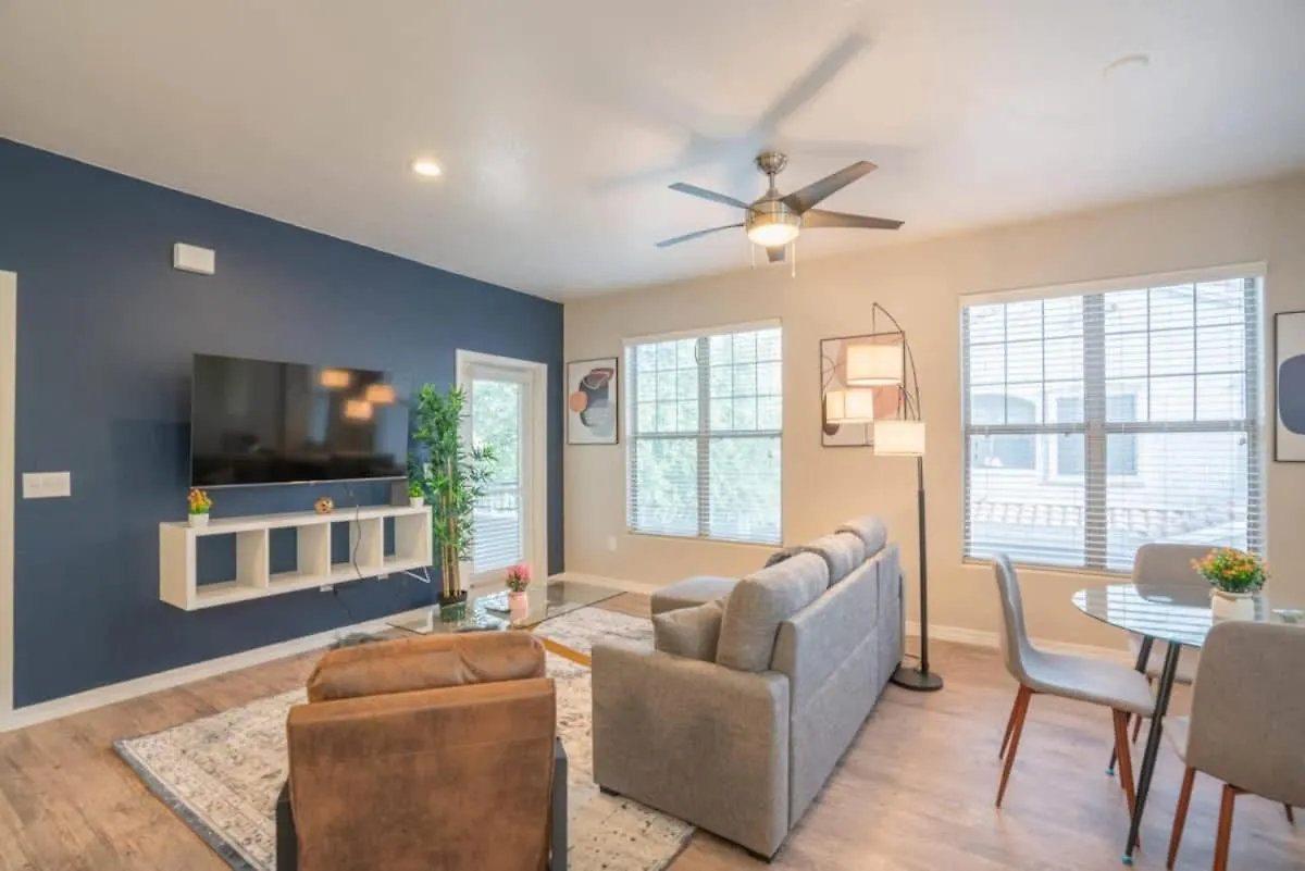 Appartamento Posh 2Bd - Midtown - Gym, Pool, W-D, Parking - Sleeps 8 Phoenix